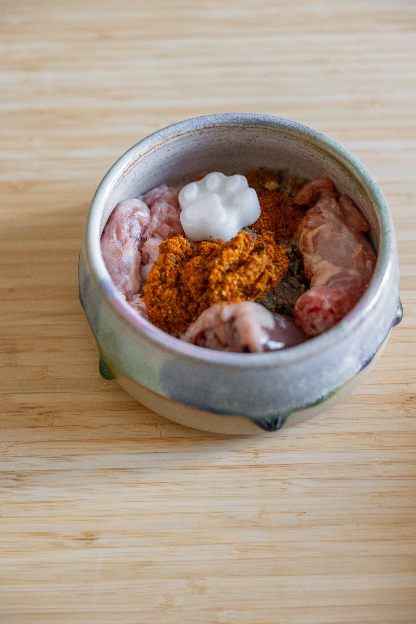 Ciotole per cani e gatti in ceramica